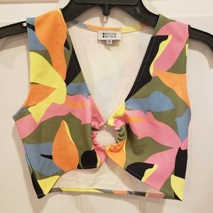 Beginning boutiique crop top